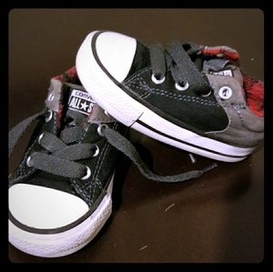 CONVERSE * nearly new * Plaid interior